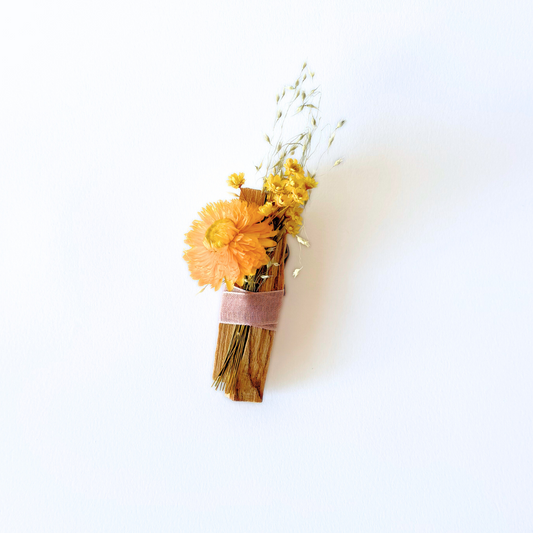 PALO SANTO & FLORAL BUNDLE - BUTTERCUP